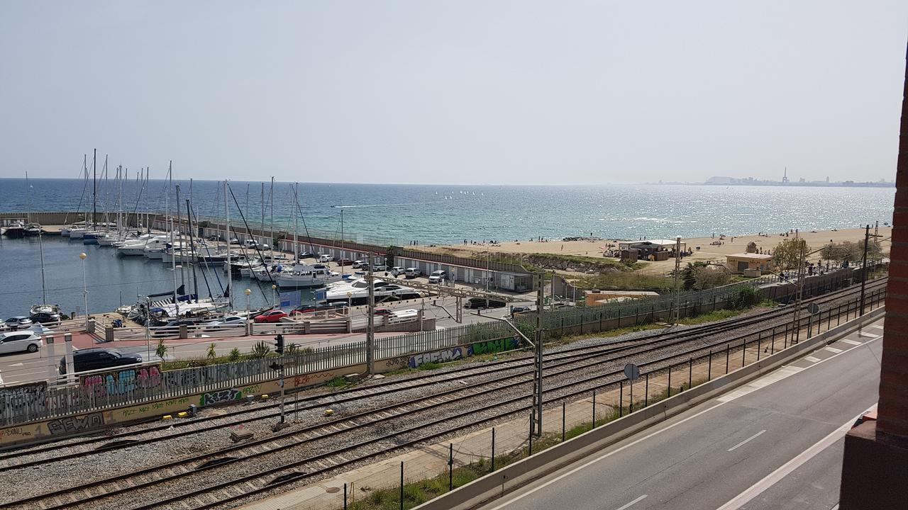 Lydia'S Port Nautic & Beach Masnou Eksteriør bilde